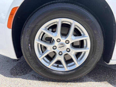 2021 Chrysler Voyager LX