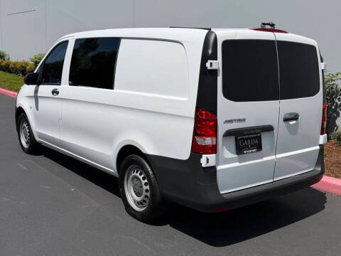2017 Mercedes-Benz Metris