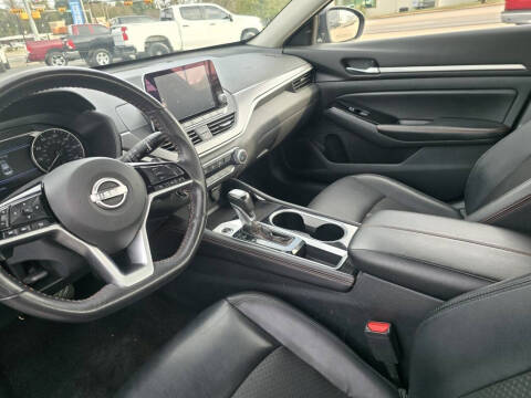 2024 Nissan Altima 2.5 SR