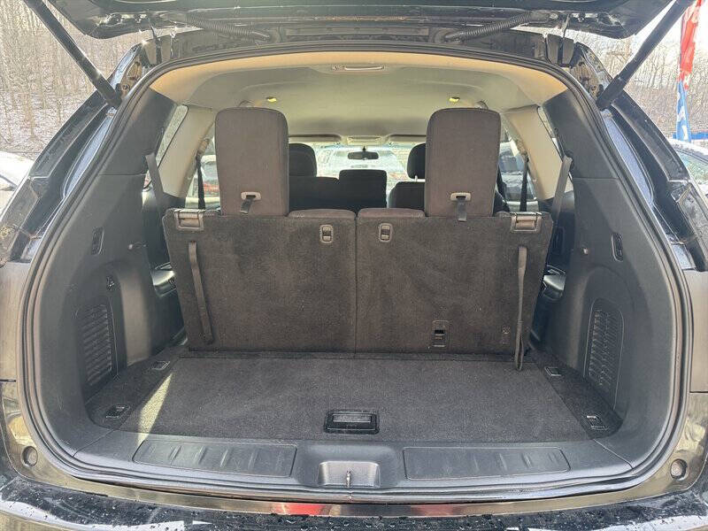 2014 Nissan Pathfinder SV