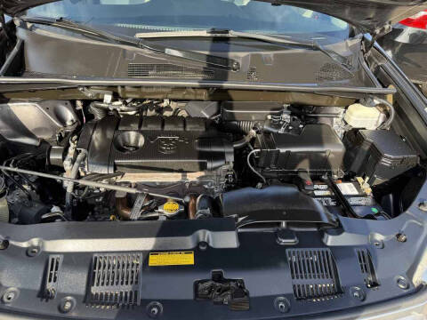 2011 Toyota Highlander SE