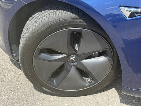 2019 Tesla Model 3 Standard Range Plus