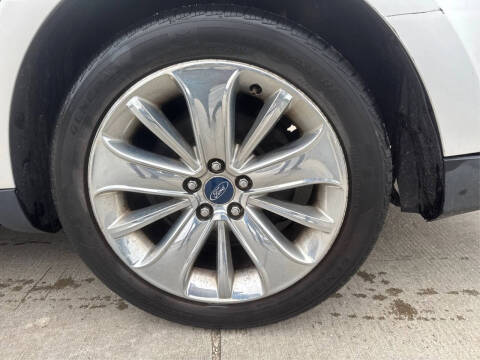 2011 Ford Taurus Limited