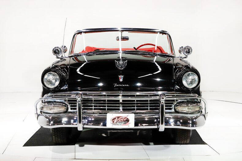 1956 Ford Fairlane