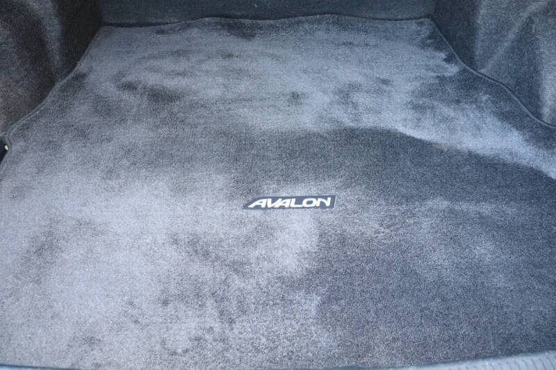 2001 Toyota Avalon XLS