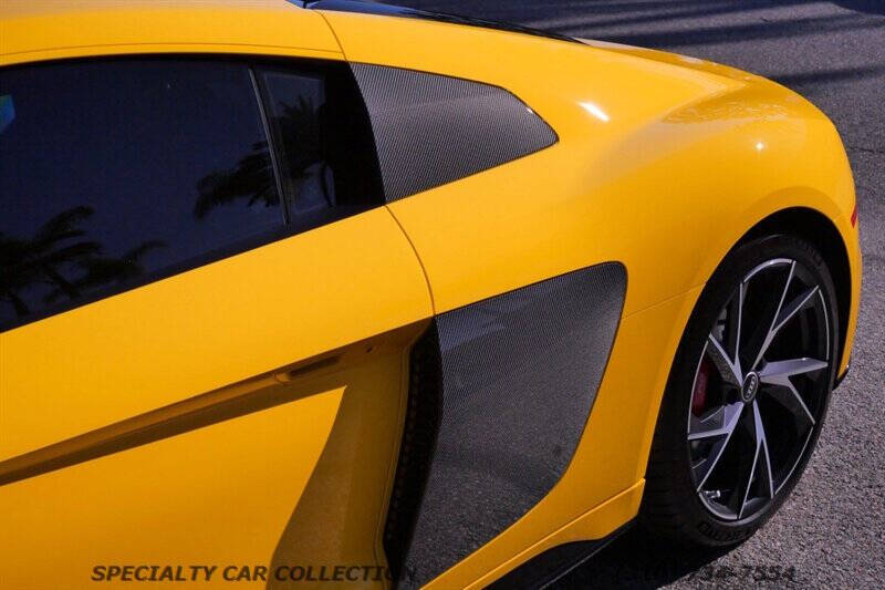 2022 Audi R8 5.2 V10 performance