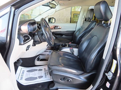 2018 Chrysler Pacifica Touring L