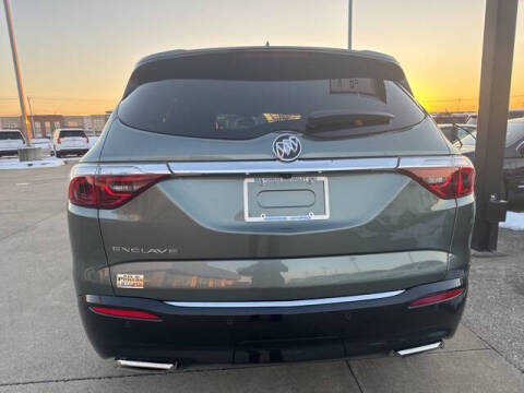 2024 Buick Enclave Essence