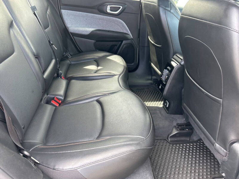 2023 Jeep Compass Latitude Lux