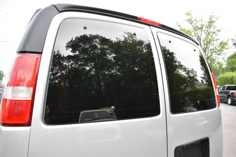 2023 GMC Savana 2500