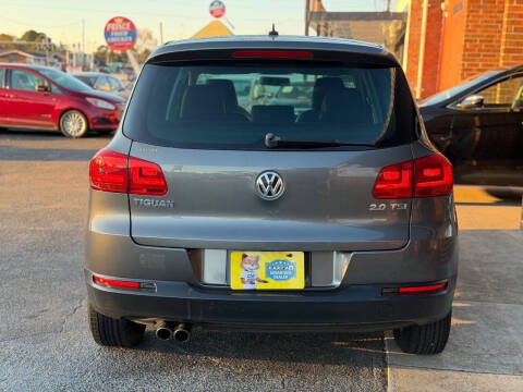 2012 Volkswagen Tiguan LE
