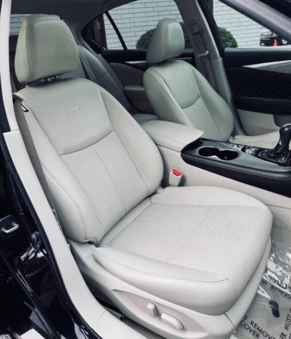 2014 Infiniti Q50 Premium