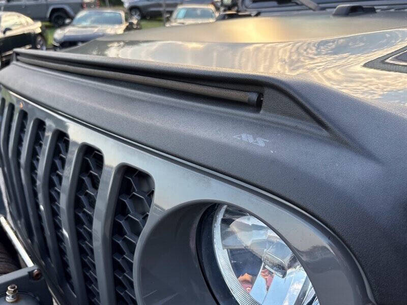 2020 Jeep Gladiator Sport S