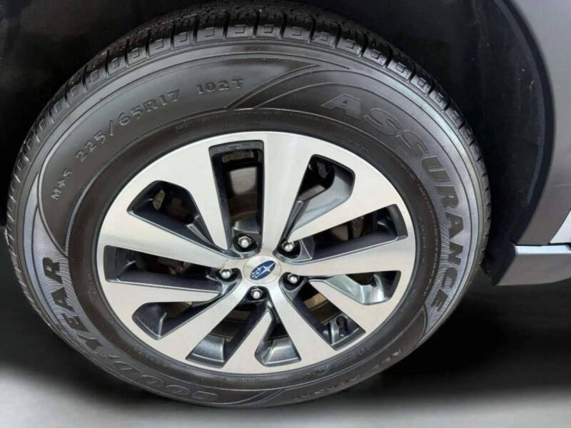 2023 Subaru Outback Premium