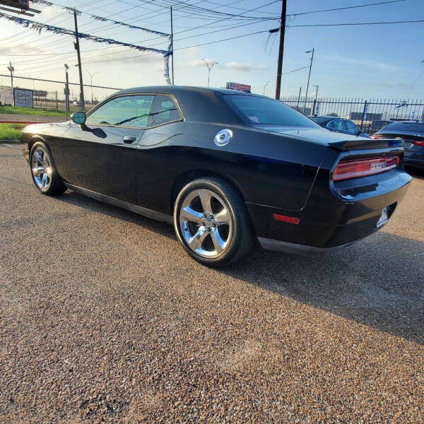 2013 Dodge Challenger SXT