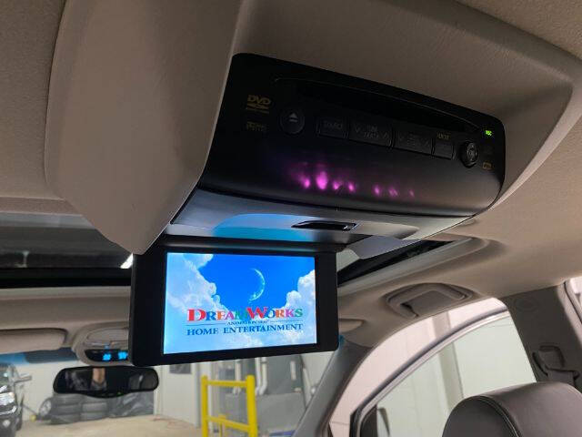 2004 Toyota Sienna XLE Limited 7 Passenger