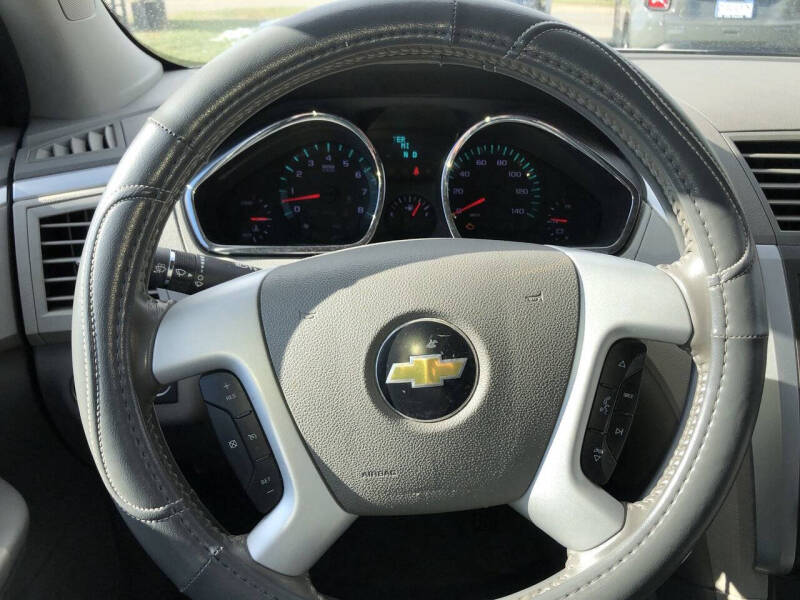 2011 Chevrolet Traverse LS