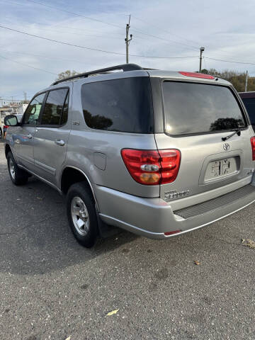 2002 Toyota Sequoia SR5
