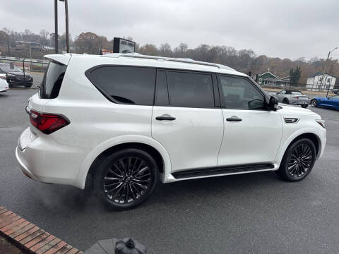 2022 Infiniti QX80 Premium Select
