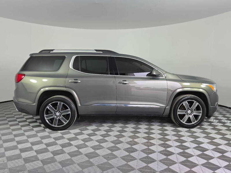 2018 GMC Acadia Denali