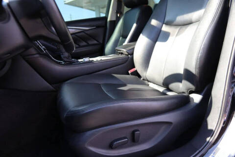 2018 Infiniti Q50 2.0T Luxe