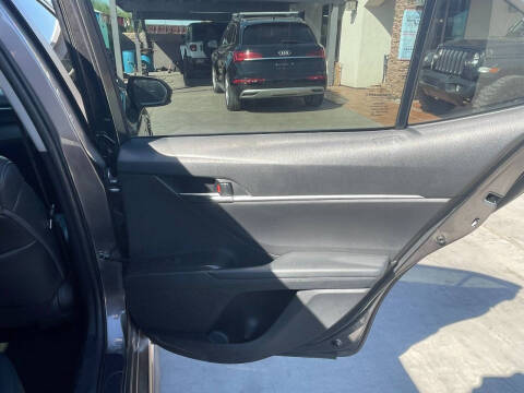 2022 Toyota Camry SE