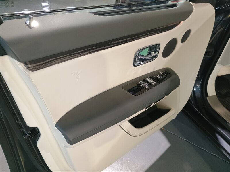 2021 Rolls-Royce Ghost 30
