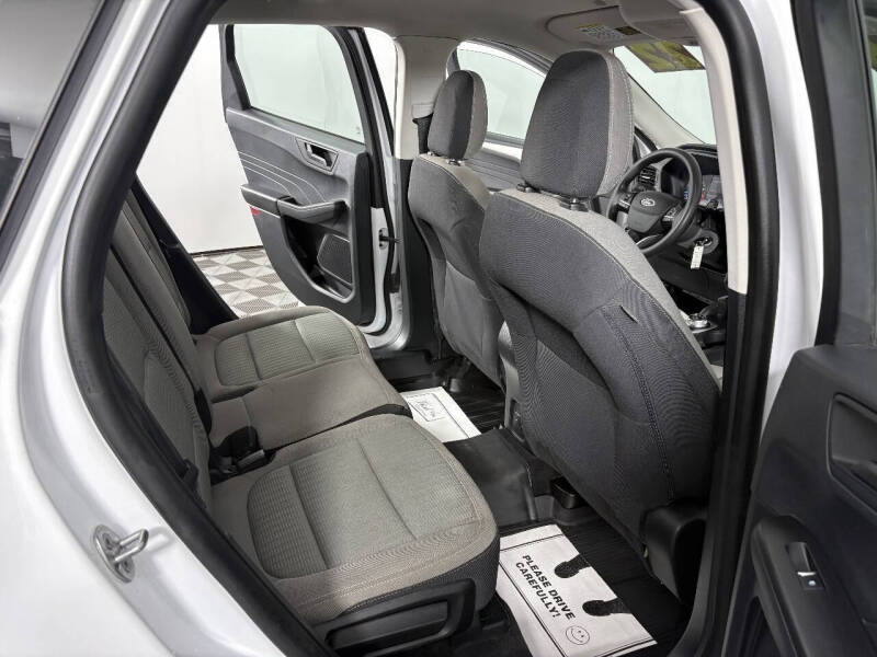 2022 Ford Escape S