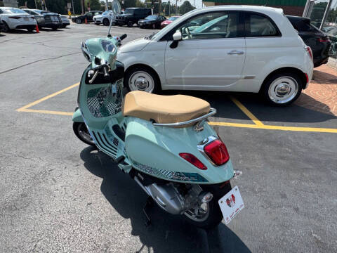 2025 Vespa Primavera 150 Batik