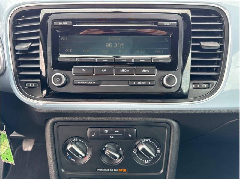 2013 Volkswagen Beetle