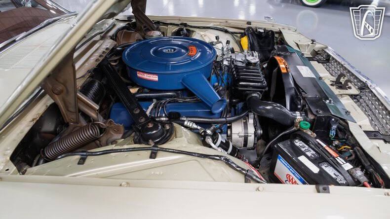 1966 Ford Thunderbird