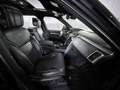 2022 Land Rover Discovery P360 HSE R-Dynamic