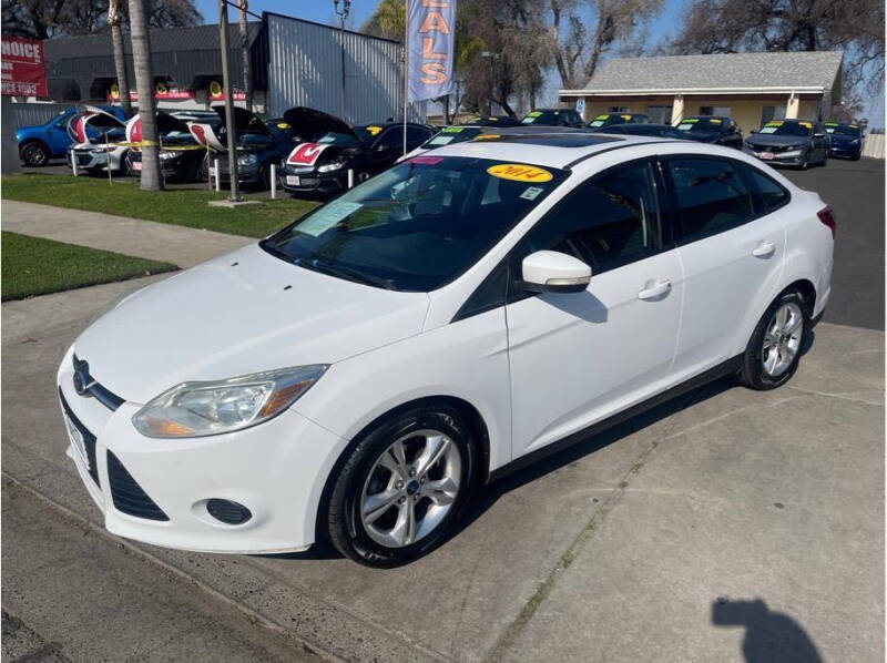 2014 Ford Focus for sale at Dealers Choice Inc in Farmersville CA