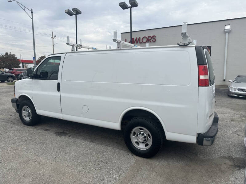 2017 Chevrolet Express 2500