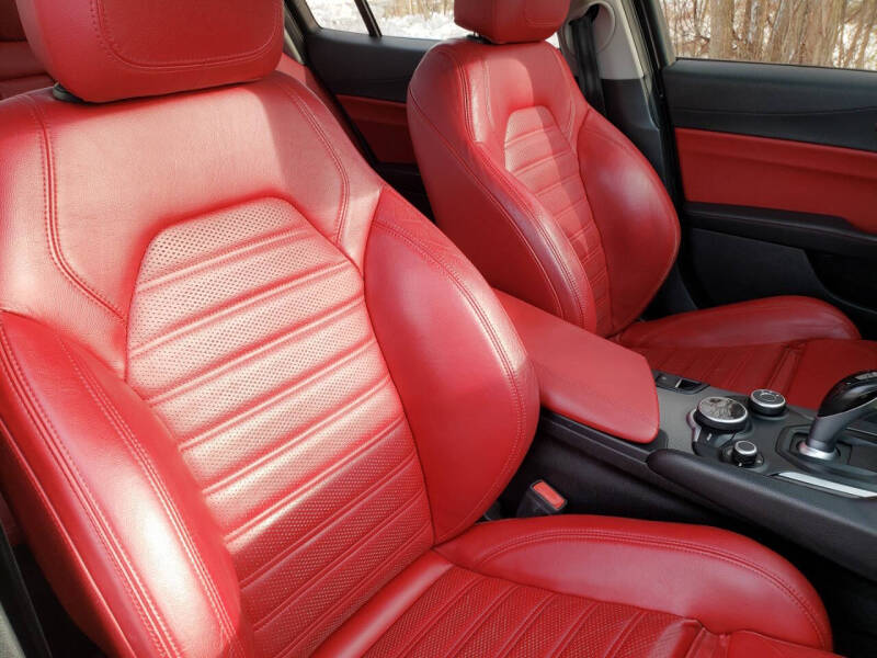 2017 Alfa Romeo Giulia Ti