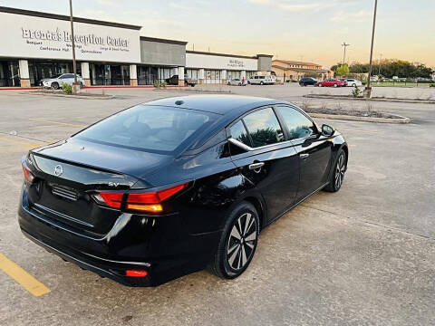 2021 Nissan Altima 2.5 SV