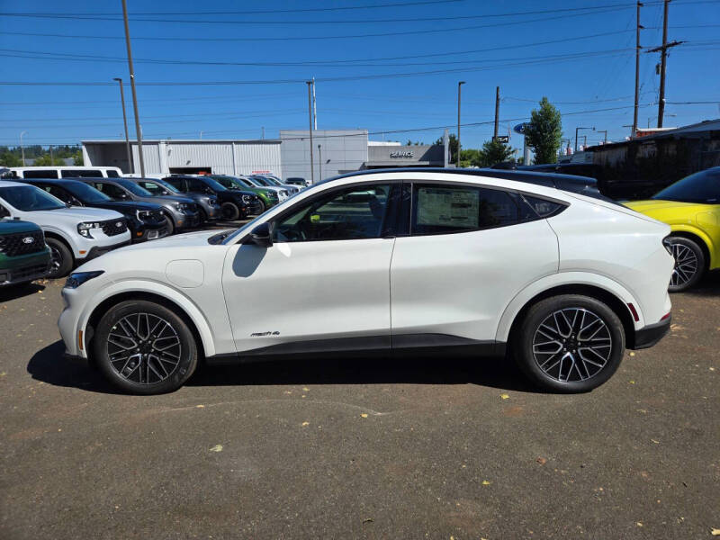 2025 Ford Mustang Mach-E GT