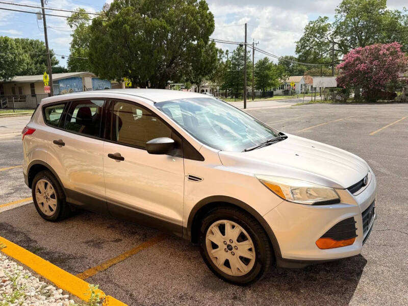 2016 Ford Escape S