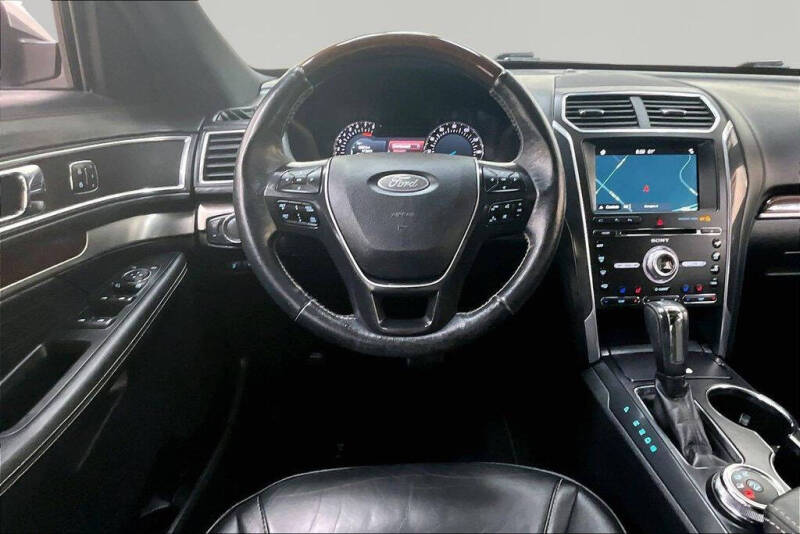 2018 Ford Explorer Platinum