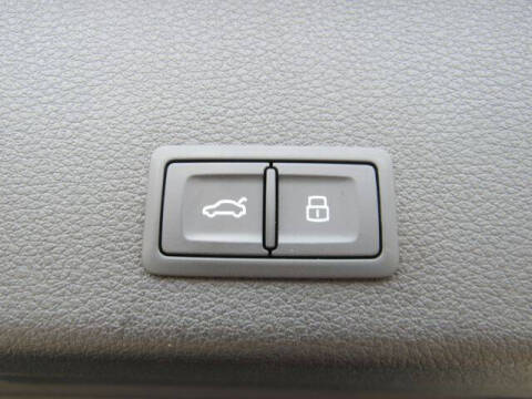 2019 Audi e-tron quattro Prestige