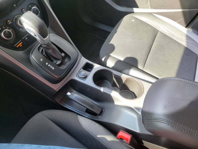 2016 Ford Escape S