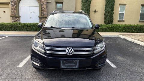 2017 Volkswagen Tiguan 2.0T Wolfsburg Edition 4Motion