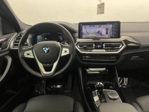2024 BMW X4 xDrive30i
