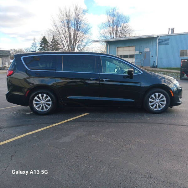 2018 Chrysler Pacifica Touring Plus