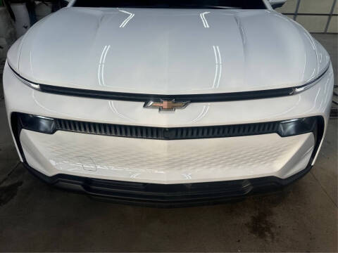 2025 Chevrolet Equinox EV LT