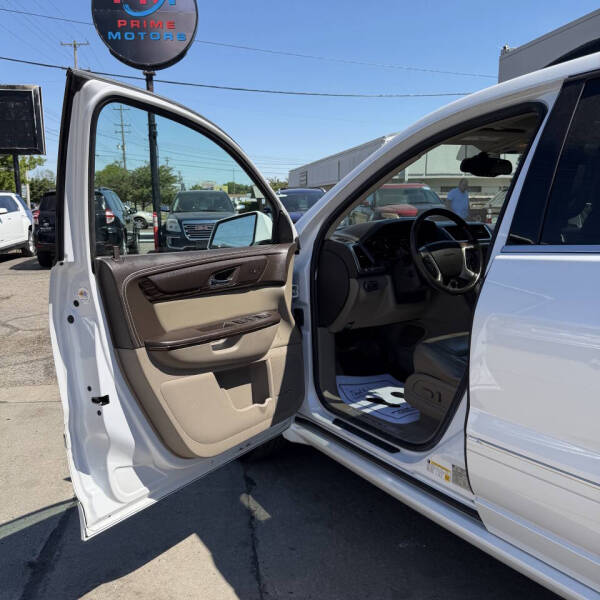 2016 GMC Acadia Denali