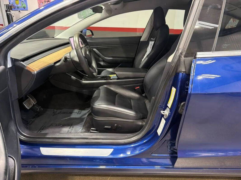 2019 Tesla Model 3 Long Range