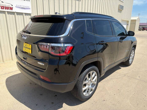 2023 Jeep Compass Latitude Lux