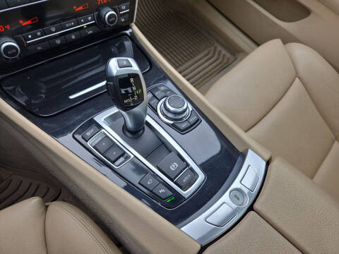 2012 BMW 5 Series 535i Gran Turismo