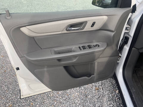 2017 Chevrolet Traverse LS